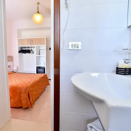 Di Giovanni Отель Бибионе