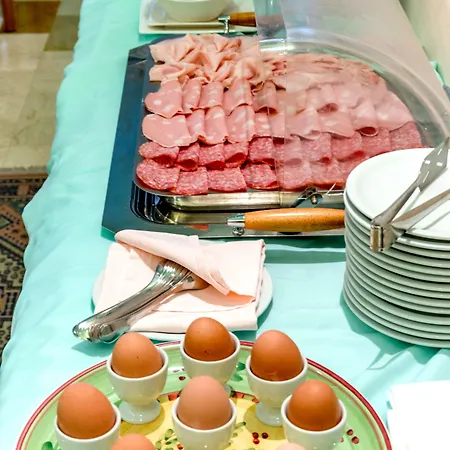 Di Giovanni Бибионе